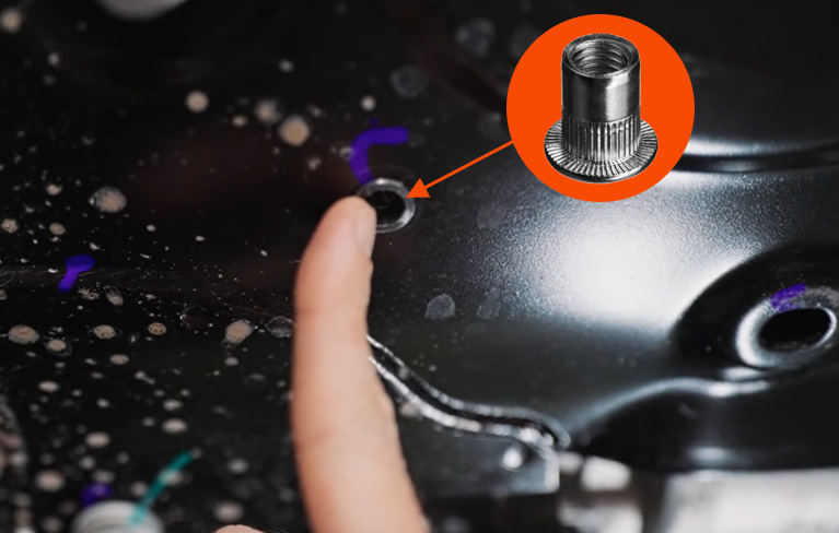 Заклепная закладная для установки металлической защиты ДВС Geely