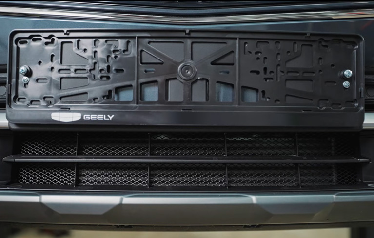 Защитная сетка бампера Geely